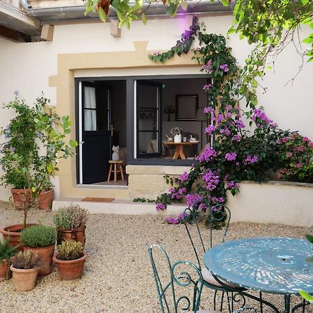 Les Songes D'Augustine Apartment Aigues-Vives  Екстериор снимка