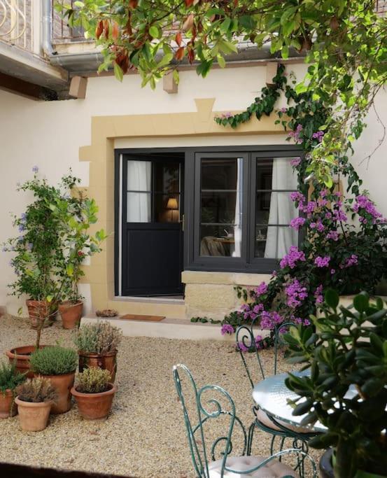 Les Songes D'Augustine Apartment Aigues-Vives  Екстериор снимка